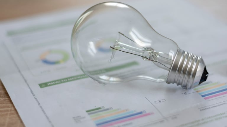 Últimos días para inscribirse en el RASE: cómo saber si me dieron el subsidio de luz y gas. (Foto: Adobe Stock)