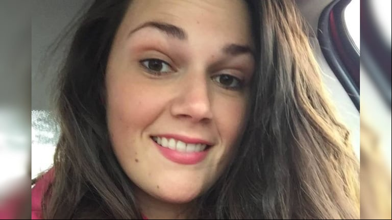 Una maestra fue acusada de abusar sexualmente de un estudiante. (Foto: Facebook/Michelle Mercogliano)