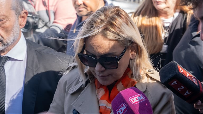 Verónica Ojeda declaró en los Tribunales de San Isidro en el juicio por la muerte de Diego Maradona (Foto: Agustina Ribó - TN)