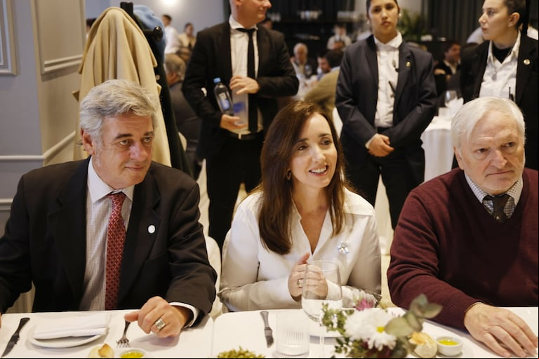 Victoria Villarruel compartió un almuerzo con Nicolás Pino. (Foto: SRA)